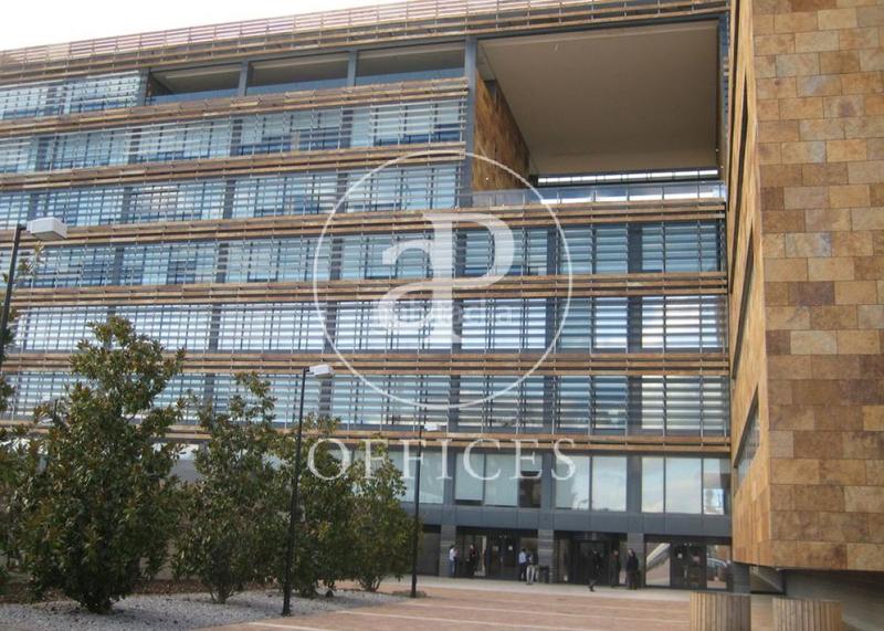 Foto 3e13202e-a966-4732-be8a-64f92923f886. Location bureau avec chauffage dans Las Tablas Madrid