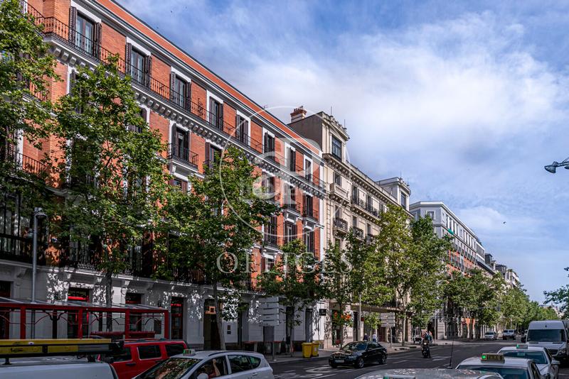 Foto ed57b2c6-21c2-461b-89d6-010c6b4770f5. Alquiler oficina edificio en alquiler en paseo de recoletos. en Madrid