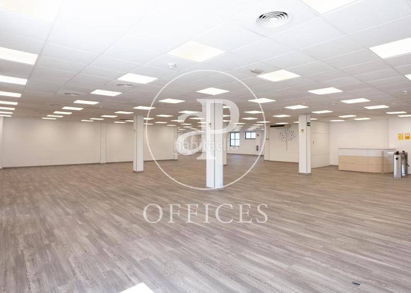 Foto 059c2085-5f1f-4c30-ad6e-1cae993b8fbd. Ufficio in c. de manuel tovar 33 in Tres Olivos-Valverde Madrid