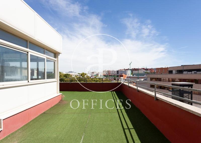 Foto 4988aefe-e4bf-4da4-b029-7bc738ab977f. Ufficio in c. de manuel tovar 33 in Tres Olivos-Valverde Madrid