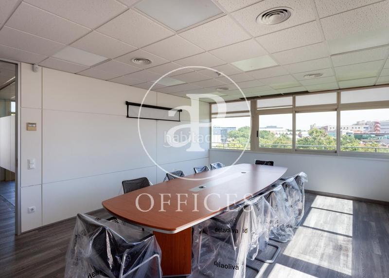 Foto 7f52317a-2310-4b93-a2cc-83ea99af4898. Ufficio in c. de manuel tovar 33 in Tres Olivos-Valverde Madrid