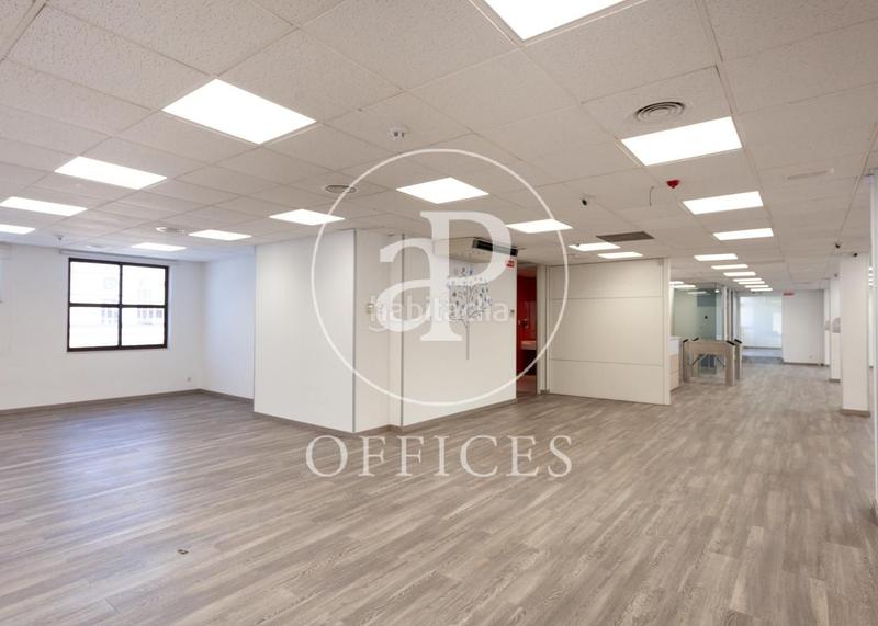 Foto 83389e04-ae05-46cd-a417-e150f99f6d58. Ufficio in c. de manuel tovar 33 in Tres Olivos-Valverde Madrid