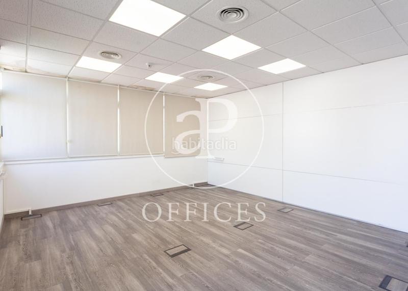 Foto 9f298ee2-a80a-4528-a308-b88b922bc7f1. Ufficio in c. de manuel tovar 33 in Tres Olivos-Valverde Madrid