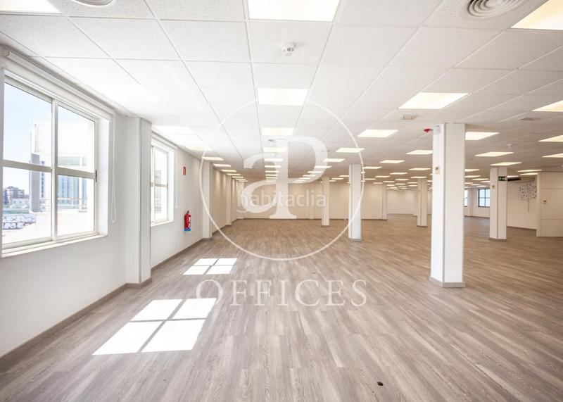 Foto a025f056-b329-41fc-bf73-b2f5149e158f. Ufficio in c. de manuel tovar 33 in Tres Olivos-Valverde Madrid