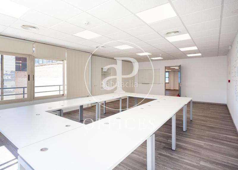 Foto edd25ddf-204a-4215-877a-eca0679ee6ca. Ufficio in c. de manuel tovar 33 in Tres Olivos-Valverde Madrid