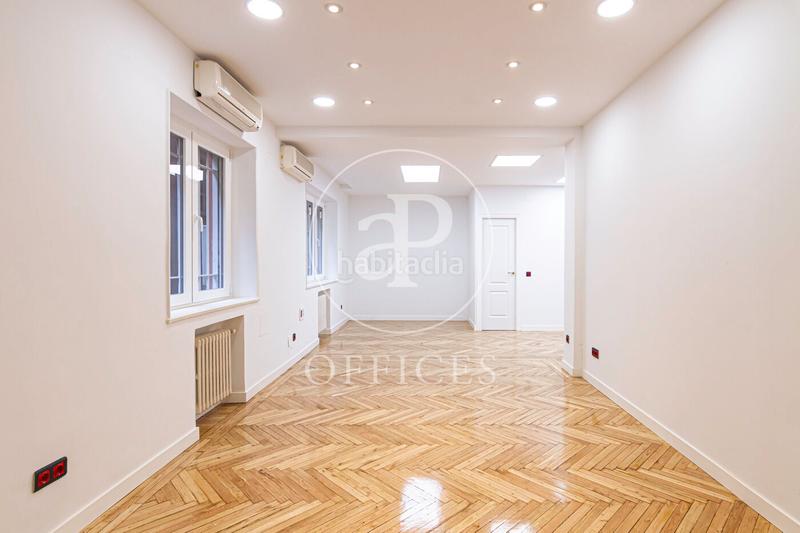 Foto 1da943f0-6b8f-4b1d-8ca6-7553de6e846e. Büro mit heizung in El Viso Madrid