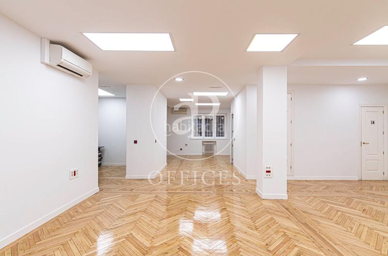 Foto 2d55a14c-8561-4278-834f-58dca8edcfe5. Büro mit heizung in El Viso Madrid