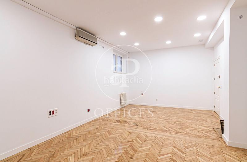 Foto 434fde12-49c2-40fd-a6c5-65b353a4e743. Büro mit heizung in El Viso Madrid