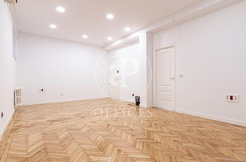 Foto 4e519018-68f9-4dd9-8ded-ab17c8995924. Büro mit heizung in El Viso Madrid