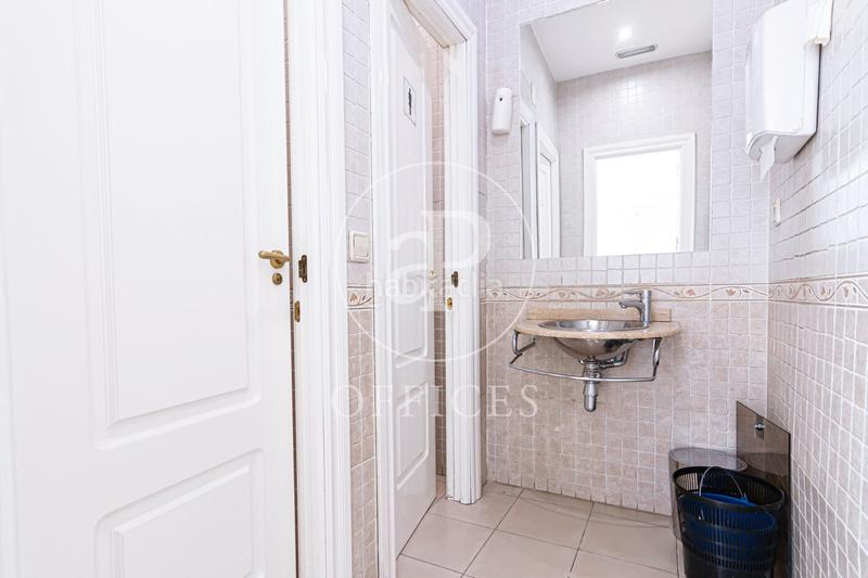 Foto 54759ca2-1e05-4805-957d-c9fcda3a64bf. Büro mit heizung in El Viso Madrid