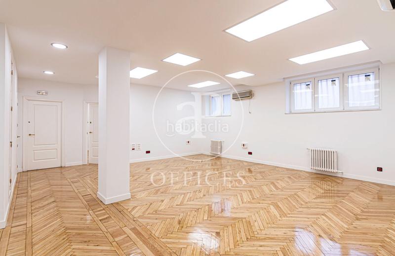 Foto a0438b93-f6e3-4fcd-9244-da17ca8fff3b. Büro mit heizung in El Viso Madrid