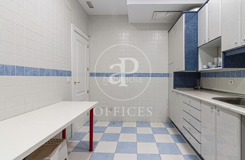 Foto ac742bda-cc21-4fa9-ad65-e2a88250a0a0. Büro mit heizung in El Viso Madrid