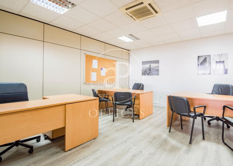 Foto 60a64fc6-977c-4799-8525-fb084bc3eba5. Office space with heating in Canillas Madrid