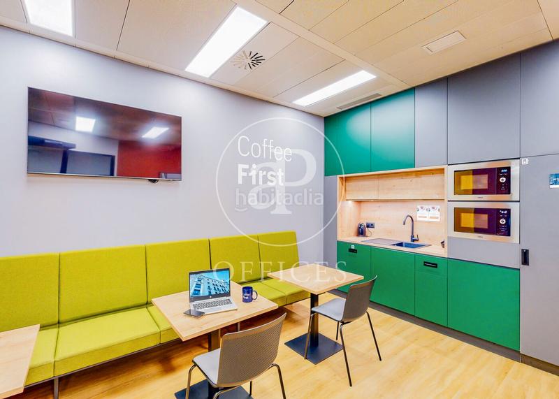 Foto b3fd3aca-9730-4c0e-90dd-64f73065df75. Rent office space with heating in Ríos Rosas-Nuevos Ministerios Madrid