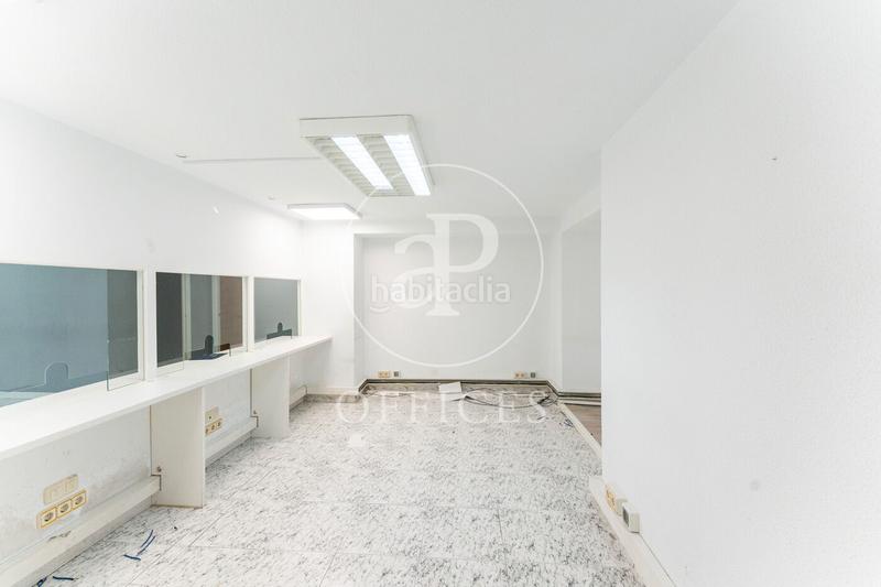 Foto 5b9d7c20-e061-4c99-834d-9fdf8d0922a5. Alquiler oficina  en alquiler en avenida alberto alcocer. en Madrid