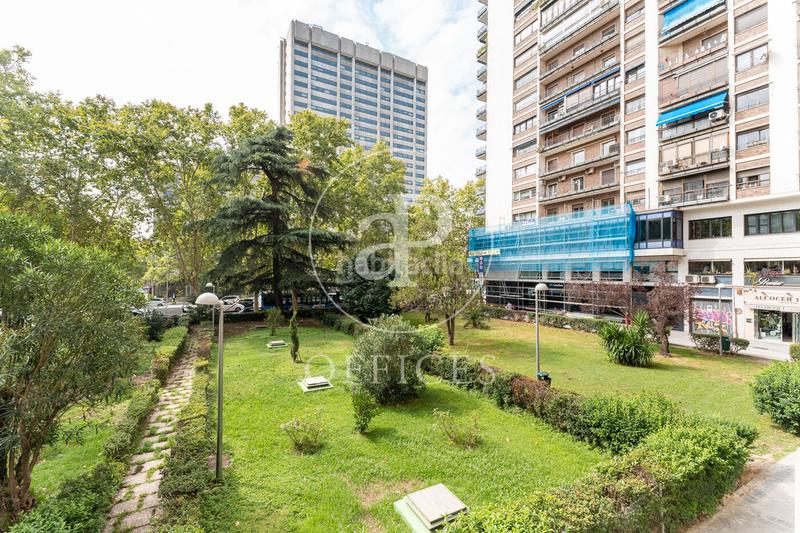 Foto eaf5235a-80fe-46b4-9a05-72c823599351. Alquiler oficina  en alquiler en avenida alberto alcocer. en Madrid