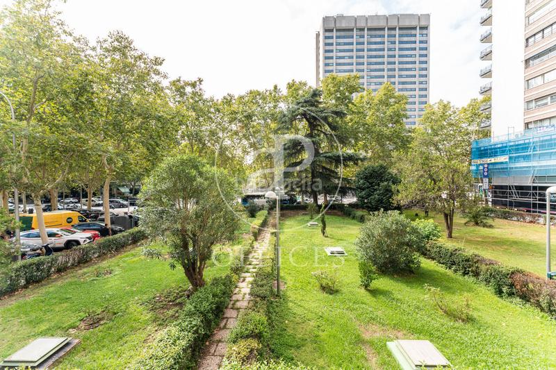 Foto 03df69a5-08ab-4d10-b951-e9a9ce3cf3d6. Location bureau avec chauffage dans Nueva España Madrid