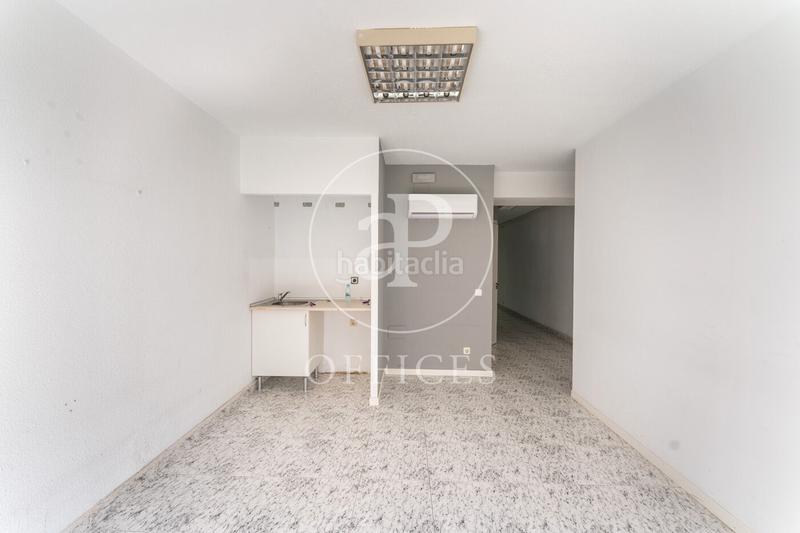 Foto 76fb0e14-b765-4102-b658-cbcf6b85dcb2. Rent office space with heating in Nueva España Madrid
