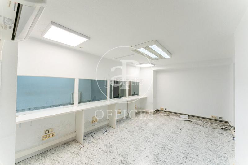 Foto 993841cb-fd3c-43db-8de5-8f4910760894. Rent office space with heating in Nueva España Madrid