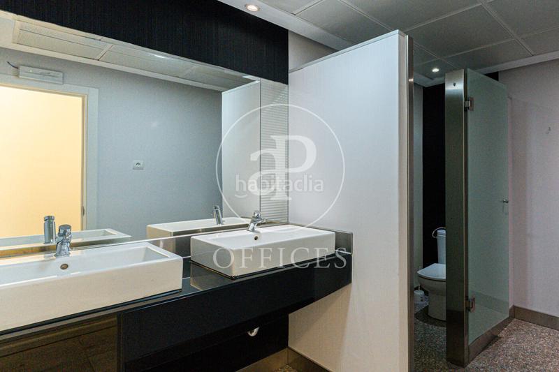 Foto 52ba1347-0c05-4f15-becb-6d22bd8d41e4. Location bureau avec chauffage dans Corralejos-Campo de las Naciones Madrid