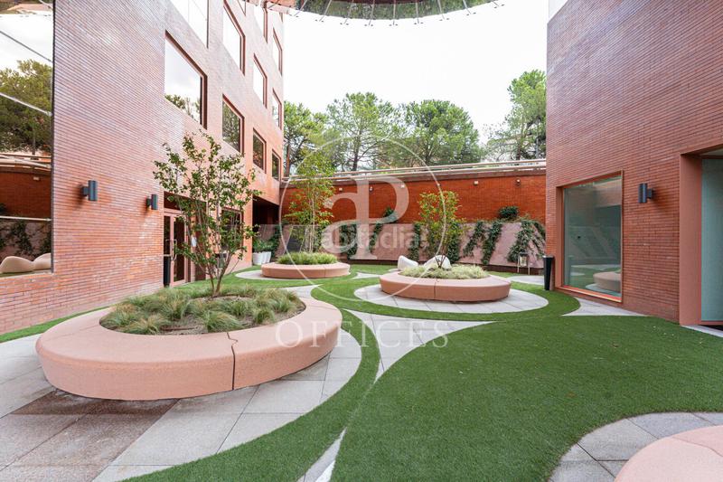 Foto 1e5652ac-b9fa-4996-a13a-5e836772cc02. Rent office space with heating in Corralejos-Campo de las Naciones Madrid