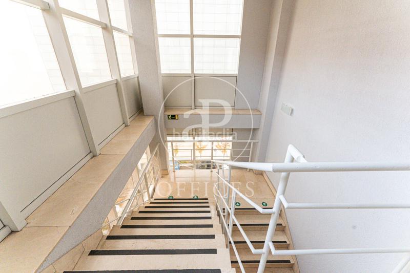 Foto ff57e720-8dbc-4ae9-ac26-fdfe0e144878. Rent office space with heating in Corralejos-Campo de las Naciones Madrid
