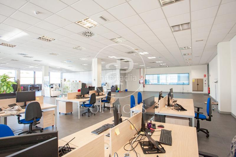 Foto 0617e46e-64f3-43c9-b958-156134b63793. Rent office space with heating in Zona Industrial Alcobendas