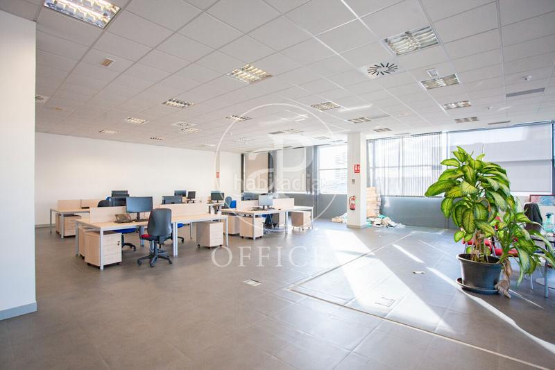 Foto 0d5d6ab8-b3e0-4ab7-b70e-5d53beae8945. Rent office space with heating in Zona Industrial Alcobendas