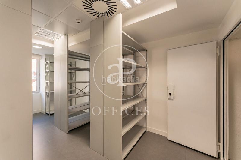 Foto a3db453e-cff2-4e24-8f04-3e47aea683f6. Alquiler oficina  en alquiler en paseo de la castellana. en Madrid