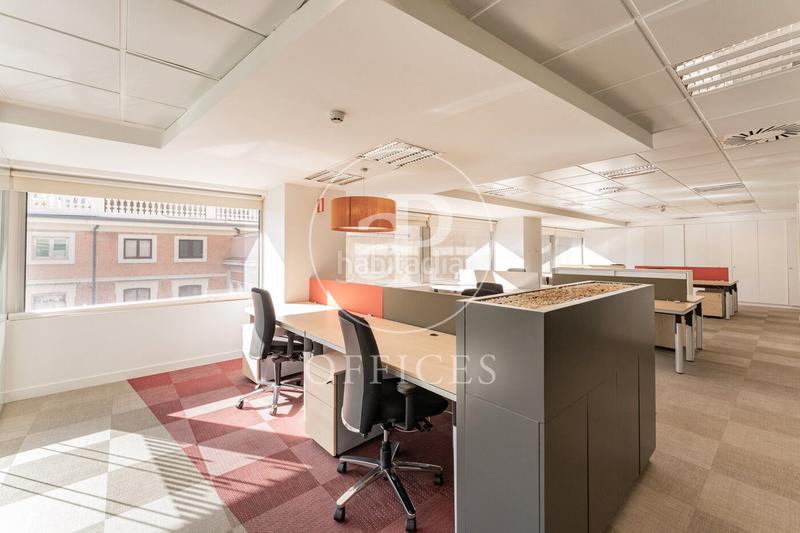 Foto 47c30855-7691-4ed7-86f9-f344b460b2af. Rent office space with heating in Almagro Madrid