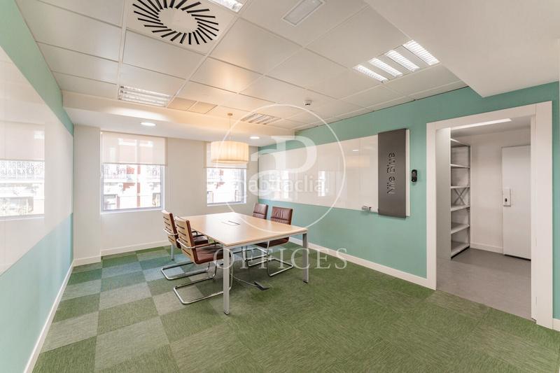 Foto bc4175e7-eeff-4ee3-8484-e6183fa0e382. Rent office space with heating in Almagro Madrid