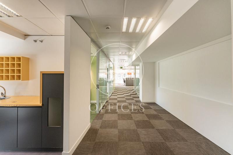 Foto c913cd31-81cb-4120-a5d1-c80824e3aab6. Rent office space with heating in Almagro Madrid