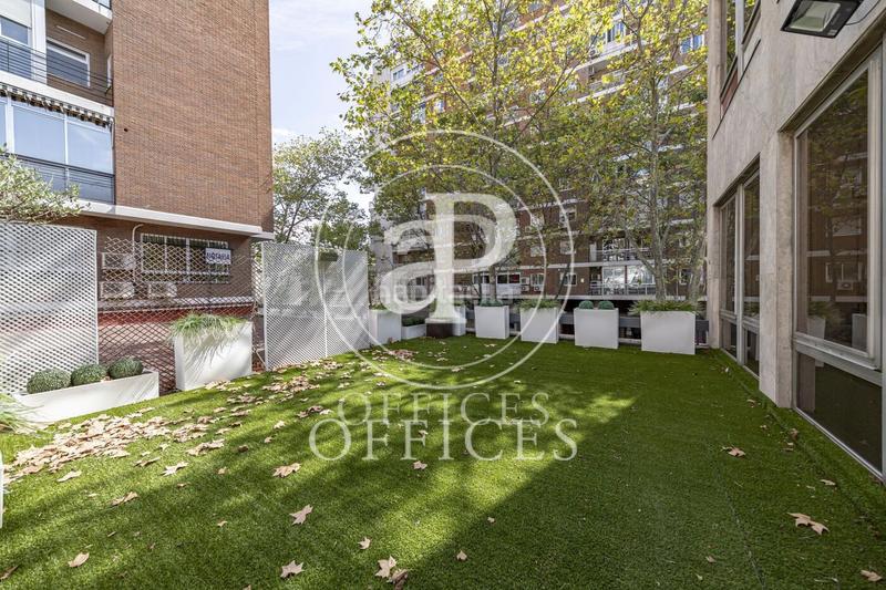 Foto ee9a7c5f-749a-426c-b62b-d865c9177408. Affitto ufficio con riscaldamento in Cuatro Caminos - Azca Madrid