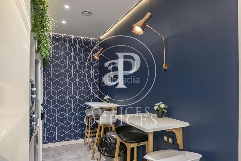 Foto c68943e7-8271-4e09-9983-94477d28bb69. Alquiler oficina  en alquiler en avenida brasil. en Madrid