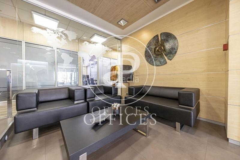 Foto c98e1fbe-f869-4b8c-aef6-d0a837b98c1a. Alquiler oficina  en alquiler en avenida brasil. en Madrid