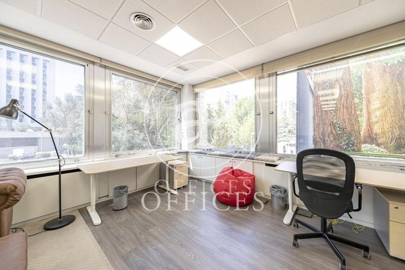 Foto 8e60c361-122c-41ef-ad2f-63498a4d752d. Lloguer oficina amb calefacció a Cuatro Caminos - Azca Madrid