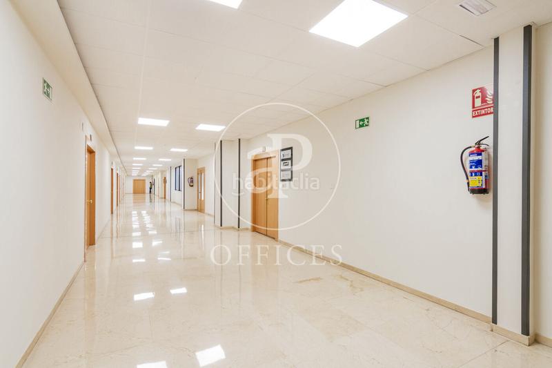 Foto 3df27a8e-adfb-4ad1-a4e8-f7097c92dbde. Office space with heating in Cuatro Caminos - Azca Madrid