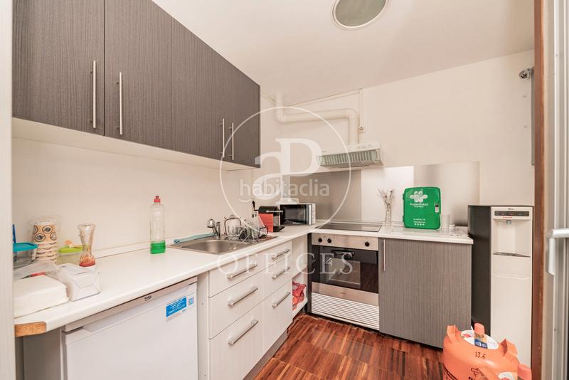 Foto 29231535-a715-4bba-82e9-650422e14755. Oficina amb calefacció a Goya Madrid