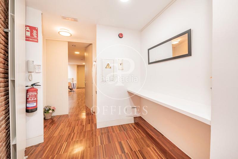 Foto ef64d3be-cc6c-421f-87b6-25995eacb823. Oficina amb calefacció a Goya Madrid