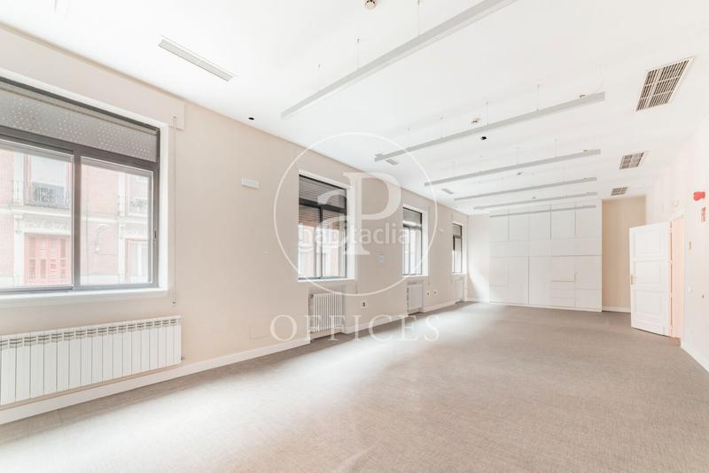 Foto f67ece89-b5b3-4718-b159-67851d5f59b4. Location bureau avec chauffage dans Universidad-Malasaña Madrid