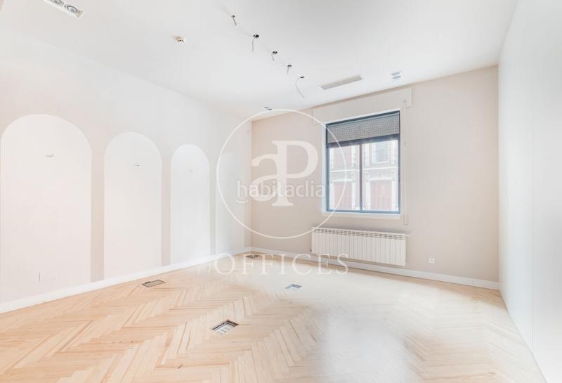 Foto 41ca2044-d502-4f9e-90bc-0d743c51719c. Rent office space with heating in Universidad-Malasaña Madrid