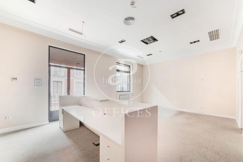 Foto de5890f0-fbb6-4719-9b00-d86ed2e8f48e. Rent office space with heating in Universidad-Malasaña Madrid