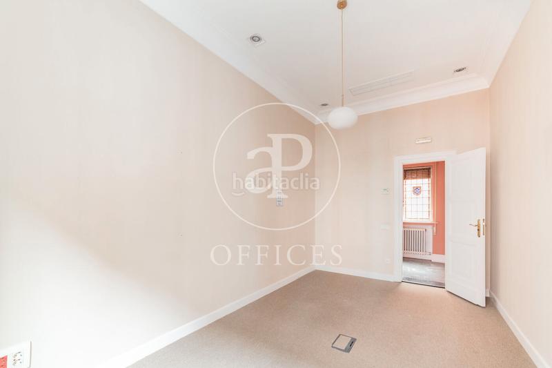 Foto f9575a65-bdd9-41ac-9f28-130f369ead21. Rent office space with heating in Universidad-Malasaña Madrid