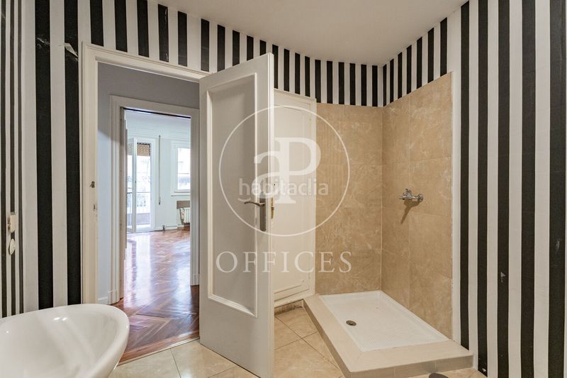 Foto 9ed7c523-4ddd-4d67-a58d-96b5ba66fb67. Affitto ufficio in Almagro Madrid