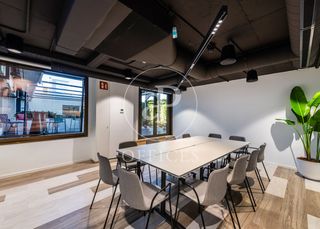 Rent Office space in Trafalgar. Oficina en alquiler en chamberi