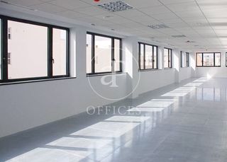 Lloguer Oficina  C. de miguel yuste. Oficina en alquiler en madbit