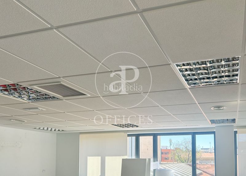 Foto ed849106-cba1-4e5c-9386-5fdd7aff5a9c. Miete büro mit heizung in Simancas Madrid