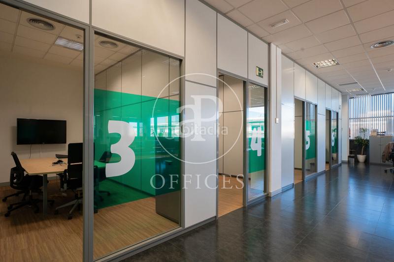 Foto 36aa4338-719c-43eb-b6ea-a50259cfbb2a. Alquiler oficina  en alquiler en avenida de la industria en Alcobendas