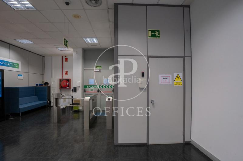 Foto e24e1f6b-af26-47ac-a483-d87bca3a8c5e. Lloguer oficina amb calefacció a Zona Industrial Alcobendas