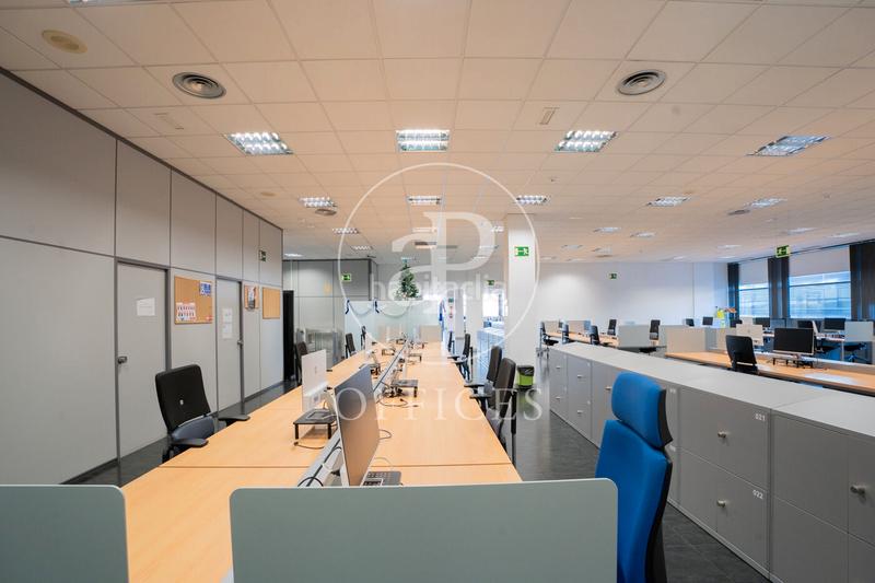 Foto c01db08e-7129-44ea-8386-215149f1590d. Location bureau avec chauffage dans Zona Industrial Alcobendas
